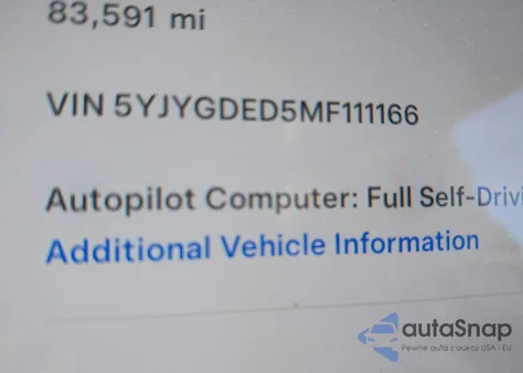 2021 Tesla Model Y Standard Range Rear-Wheel Drive z USA, uszkodzony, nr VIN 5YJYGDED5MF111166